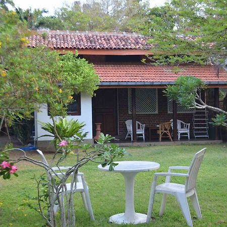 Cottage Garden Bungalows Moratuwa Esterno foto