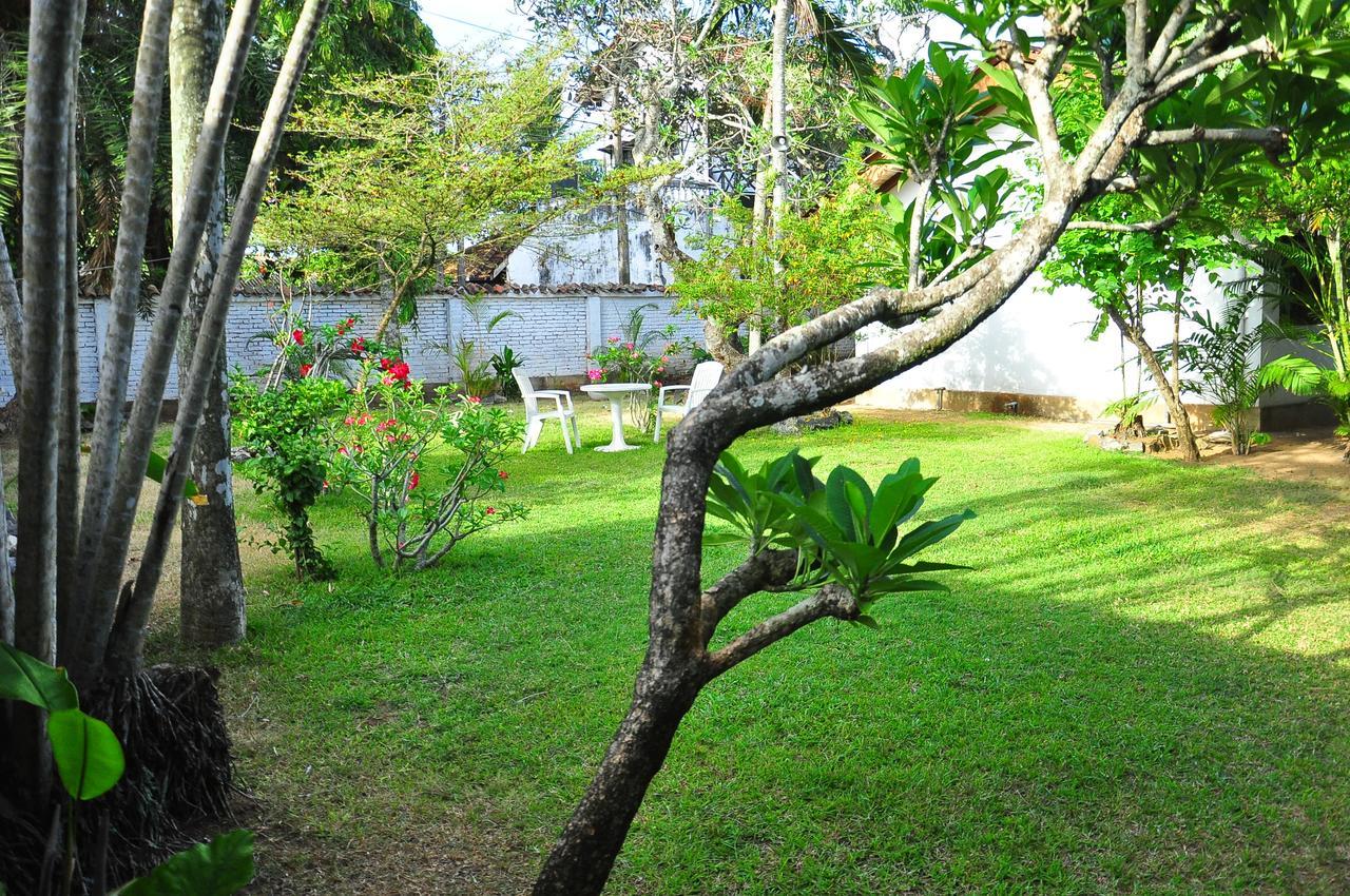 Cottage Garden Bungalows Moratuwa Esterno foto