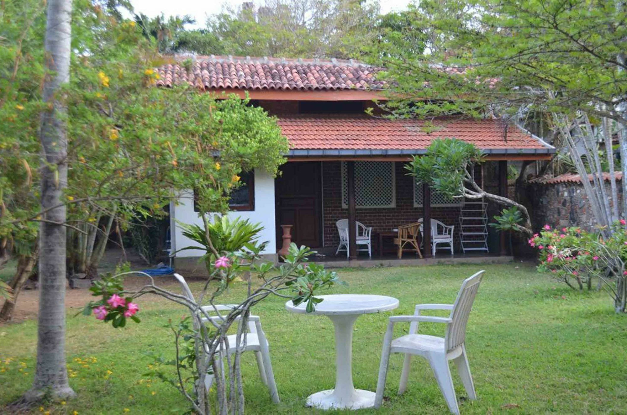 Cottage Garden Bungalows Moratuwa Esterno foto